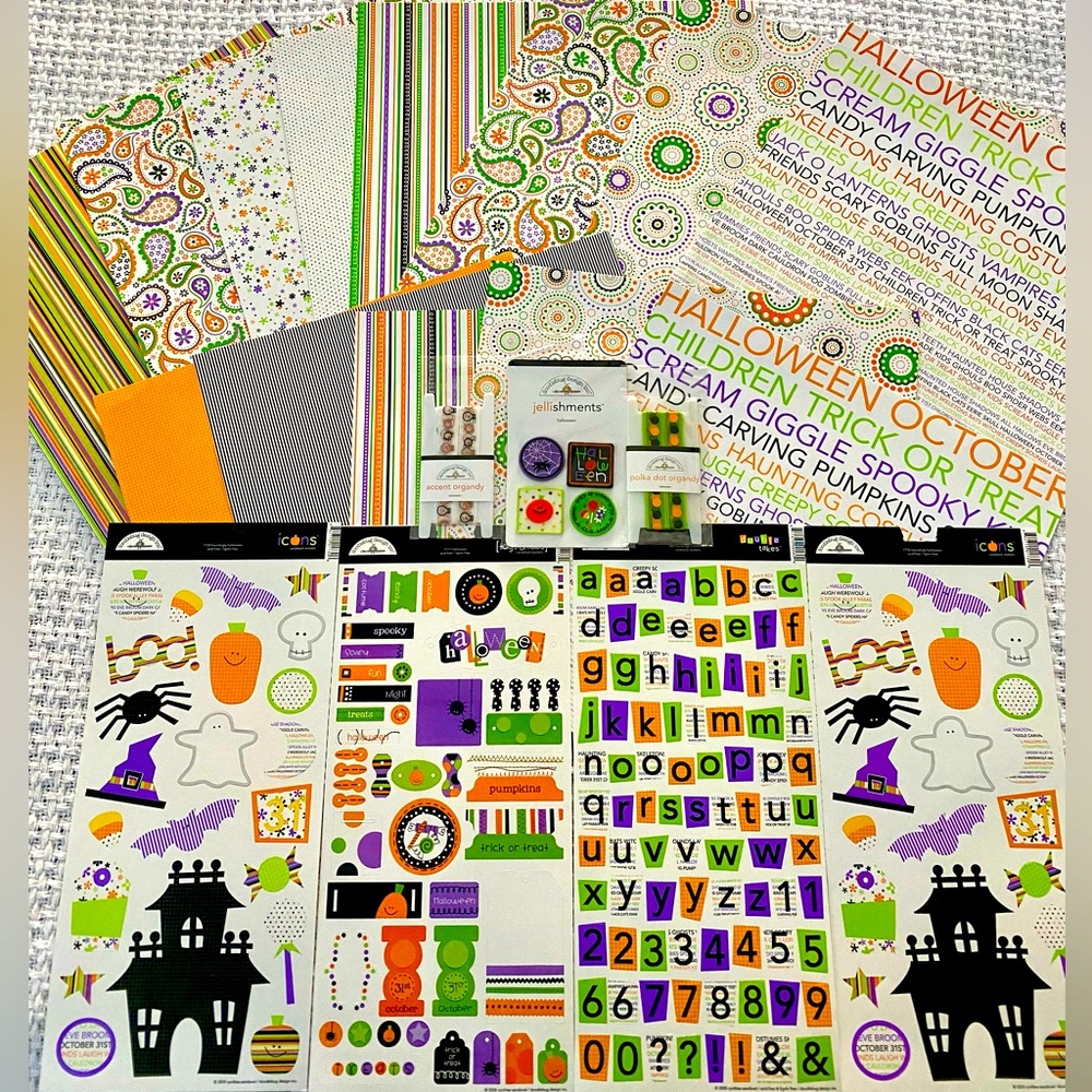 π»π DOODLEBUG DESIGN HALLOWEEN THEMED SCRAPBOOK PAPER BUNDLE & STICKERS! - Picture 1 of 15